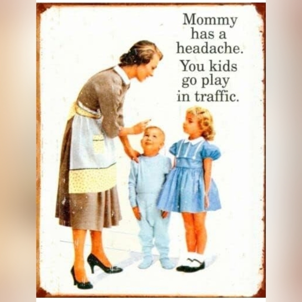 🍒 NWT RETRO TIN SIGN